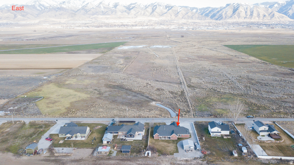 2993 N 2400 W Benson, UT 84335