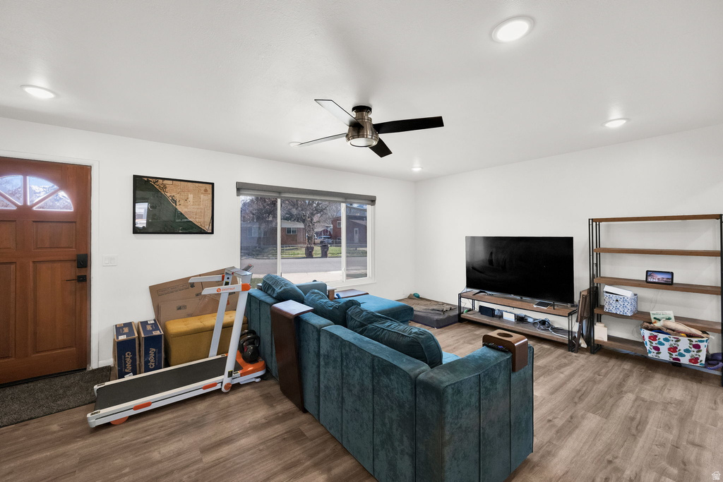 8332 S HAYES ST Midvale, UT 84047