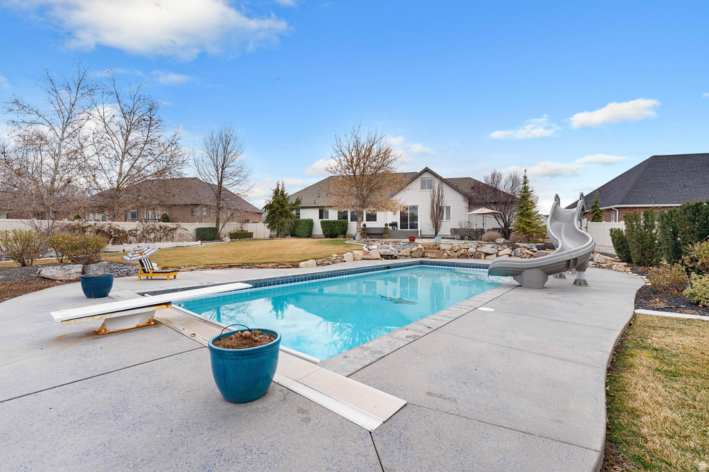 648 W 250 N Lindon, UT 84042