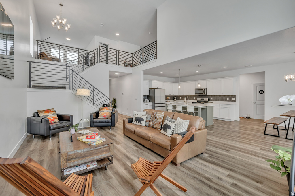 13568 S WATTS LN Riverton, UT 84065