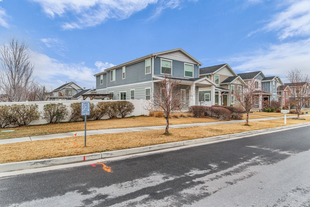 15176 S BATTLE DR Bluffdale, UT 84065