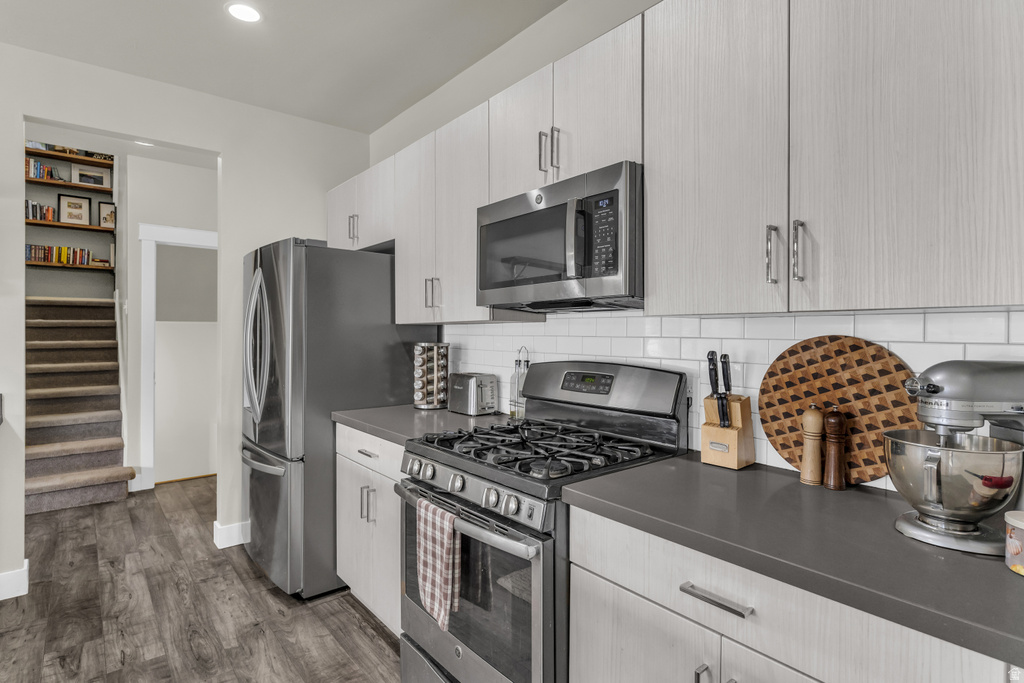 15176 S BATTLE DR Bluffdale, UT 84065