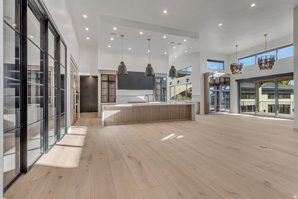 10939 S VIA ENCANTADA WAY South Jordan, UT 84095