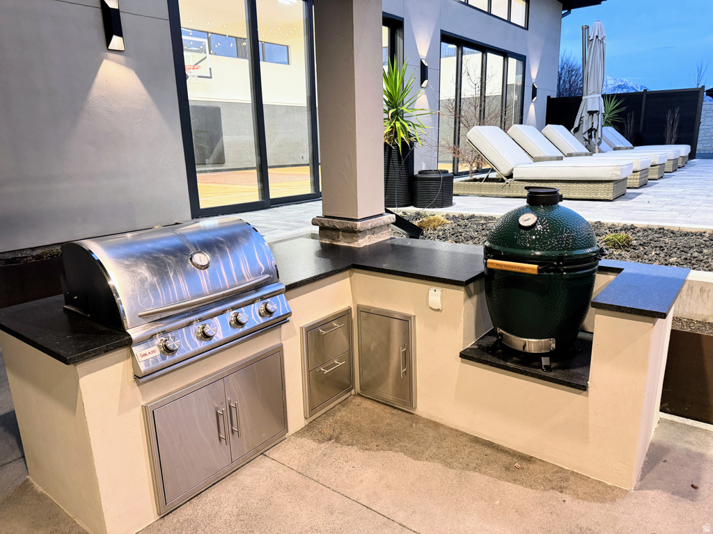 10939 S VIA ENCANTADA WAY South Jordan, UT 84095