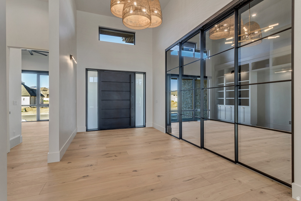 10939 S VIA ENCANTADA WAY South Jordan, UT 84095