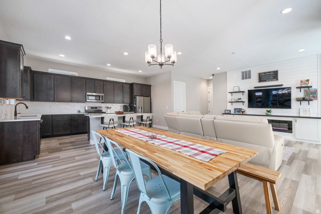 878 S WALKER WAY St George, UT 84770