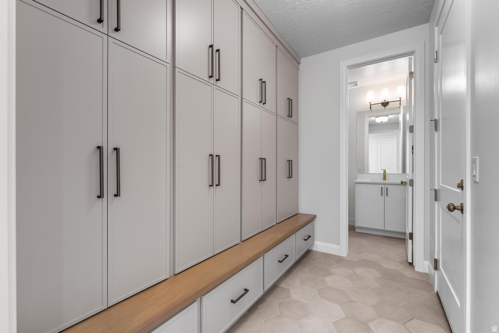 1872 S 100 E #6 Payson, UT 84651