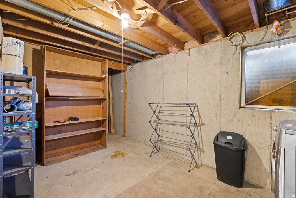 586 E 10345 S Sandy, UT 84070