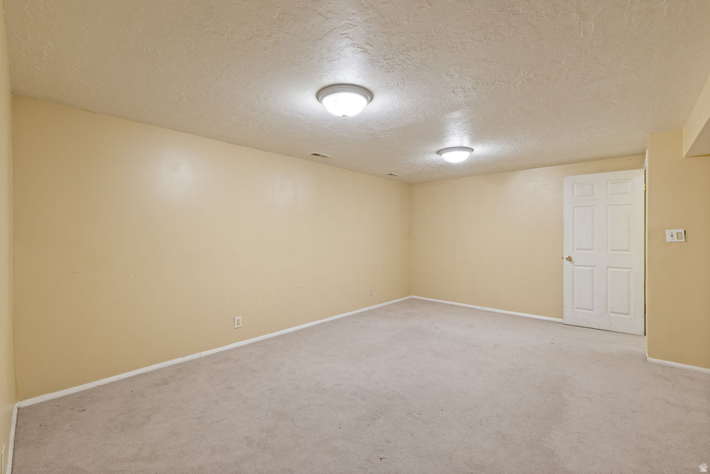 586 E 10345 S Sandy, UT 84070