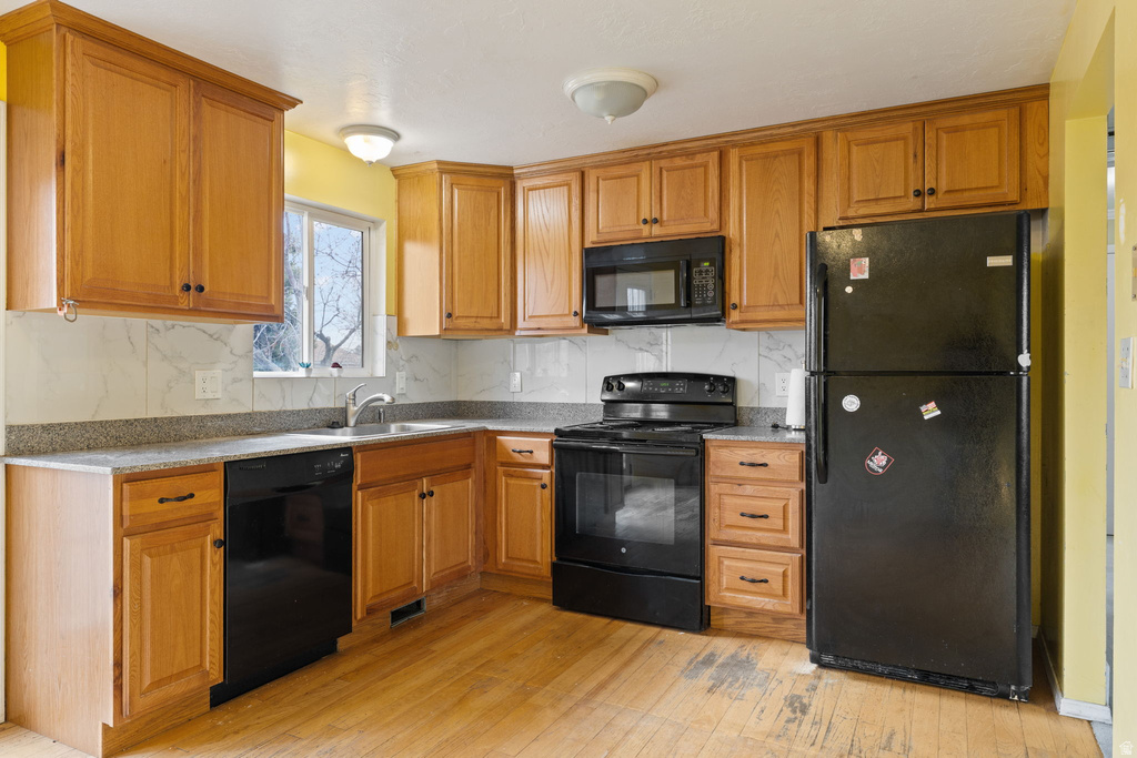 586 E 10345 S Sandy, UT 84070