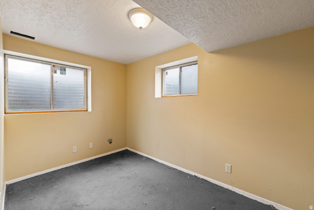 586 E 10345 S Sandy, UT 84070