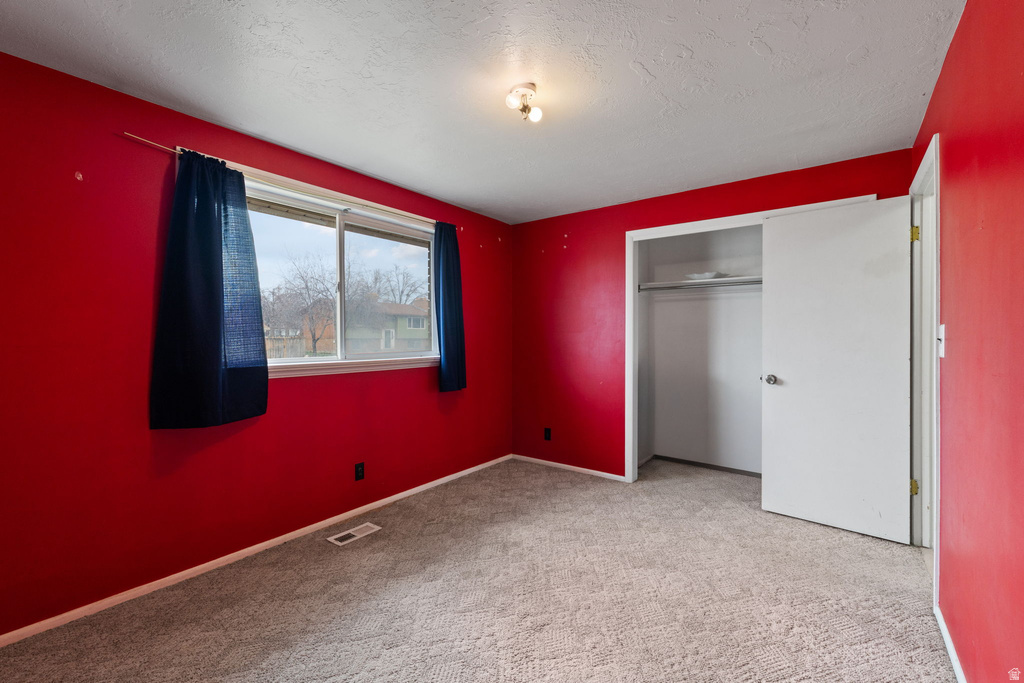 586 E 10345 S Sandy, UT 84070