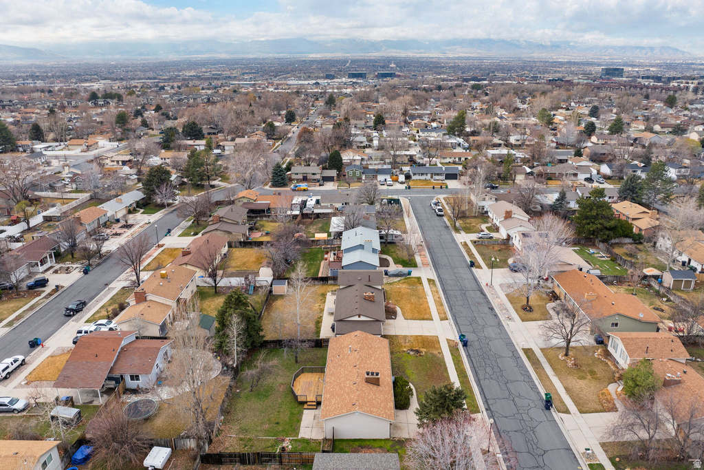 586 E 10345 S Sandy, UT 84070