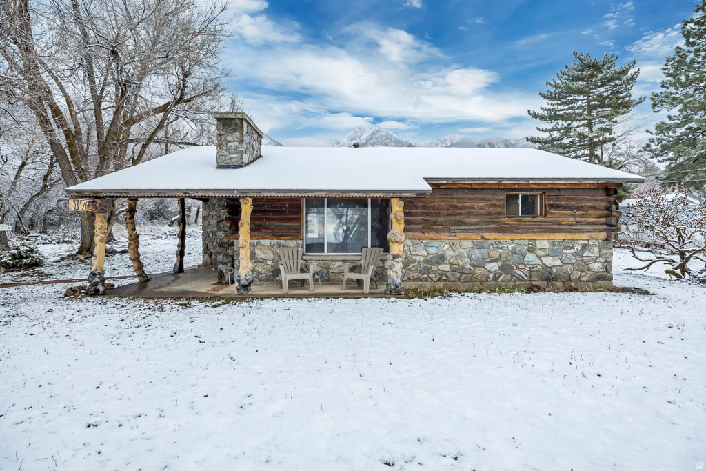 1752 N VALLEY VIEW DR. DR Layton, UT 84040