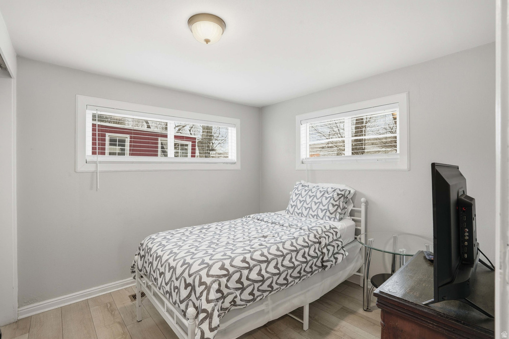 180 LAYTON AVE Salt Lake City, UT 84115