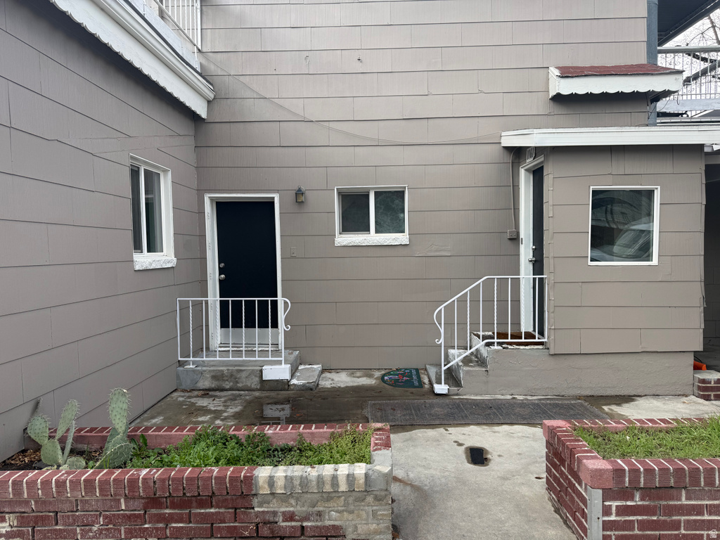 352 E HAMPTON AVE Salt Lake City, UT 84111