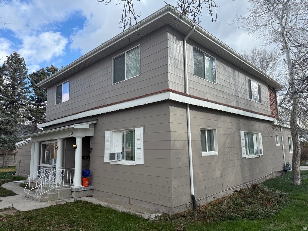 352 E HAMPTON AVE Salt Lake City, UT 84111