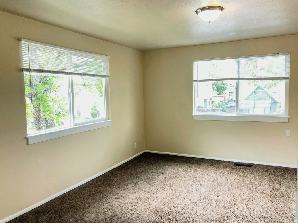 352 E HAMPTON AVE Salt Lake City, UT 84111