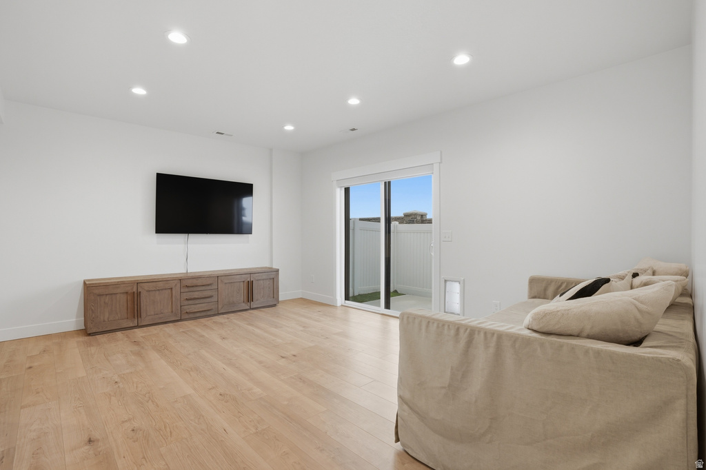 10538 S BAY DR Sandy, UT 84092