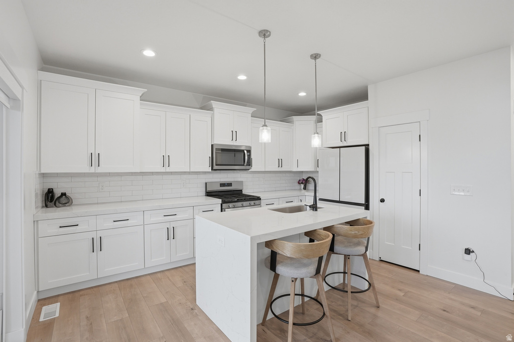 10538 S BAY DR Sandy, UT 84092