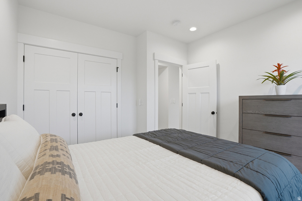 10538 S BAY DR Sandy, UT 84092