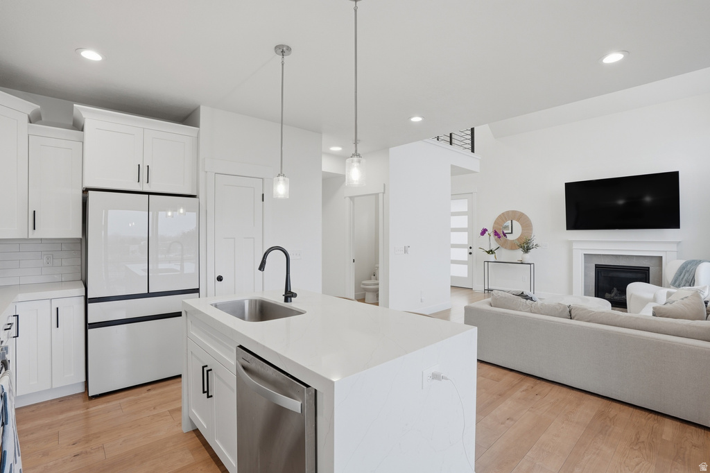 10538 S BAY DR Sandy, UT 84092