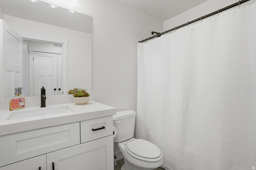 10538 S BAY DR Sandy, UT 84092