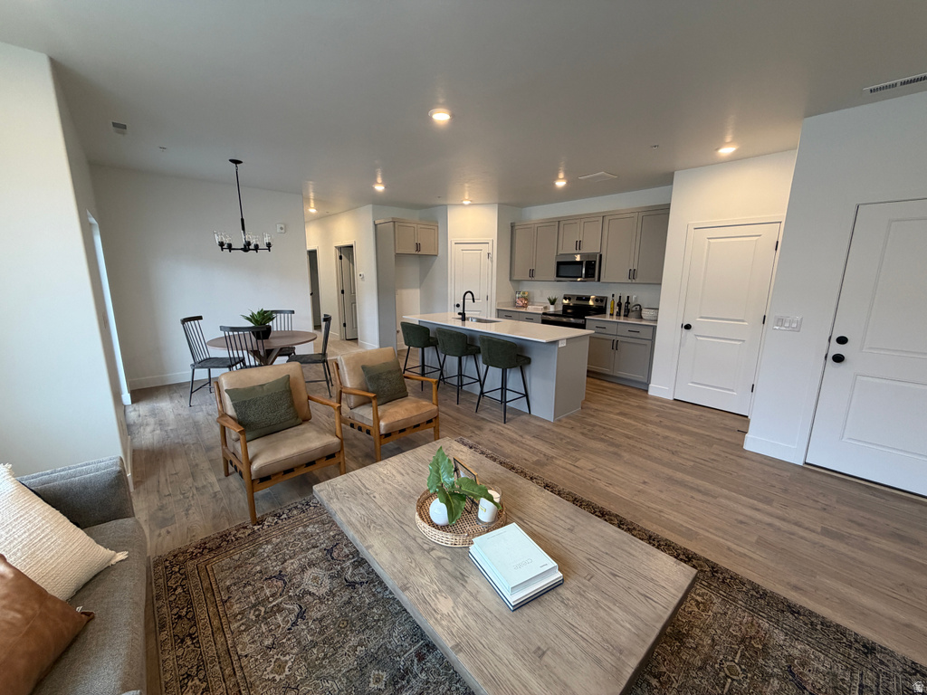 837 S 200 E #5-203 Spanish Fork, UT 84660