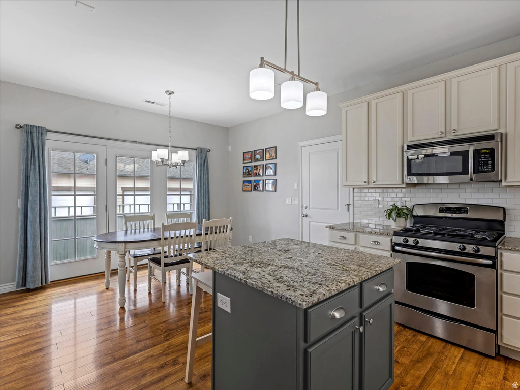 10268 S SILVER MINE RD South Jordan, UT 84009