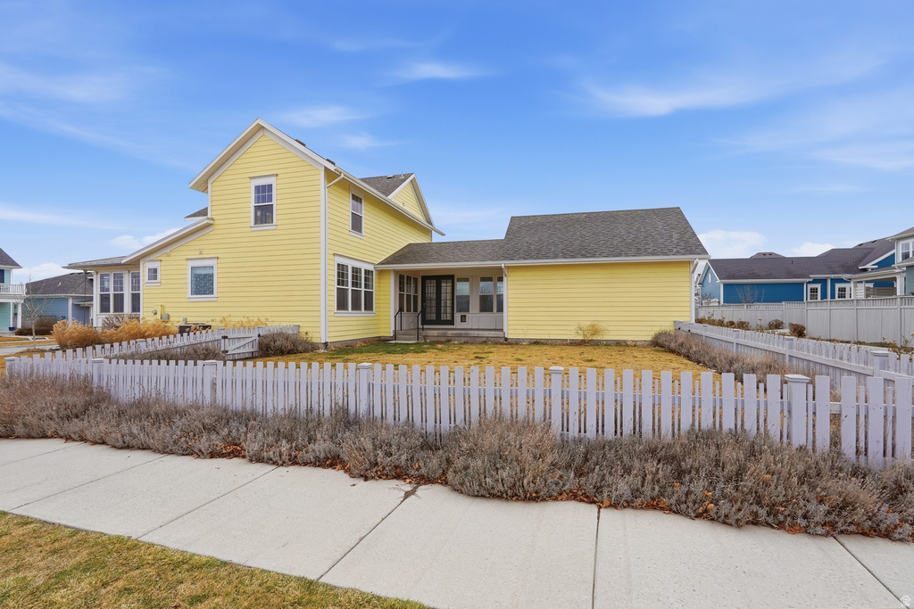 10328 S YELLOW KNIFE WAY South Jordan, UT 84009