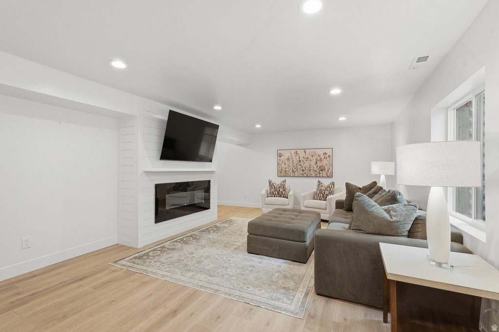 10328 S YELLOW KNIFE WAY South Jordan, UT 84009