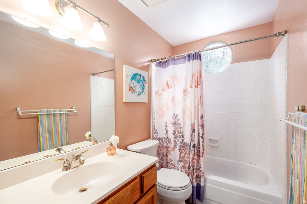 2231 N VALLEY VIEW DR Layton, UT 84040