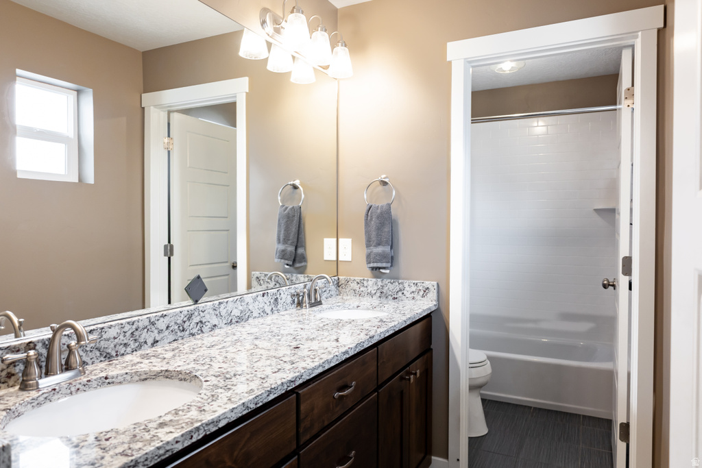 8023 S PINEWOOD DR Sandy, UT 84094