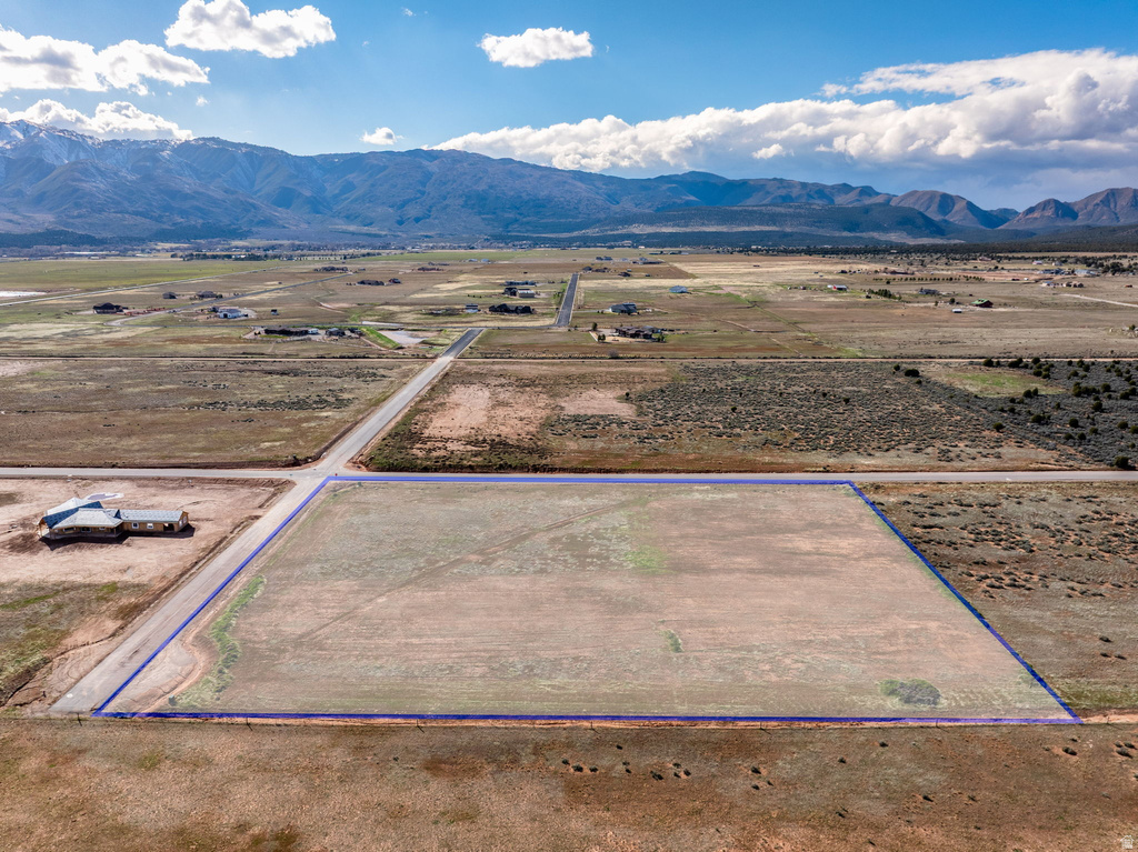 1705 E 460 N New Harmony, UT 84757