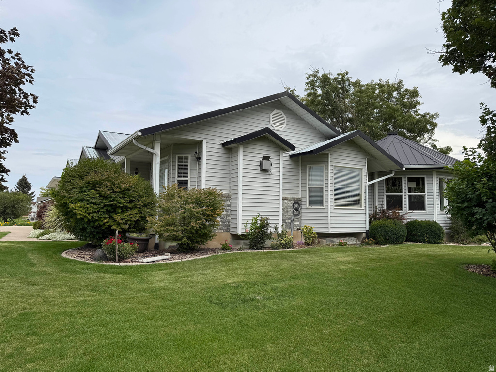 7419 S 400 W Paradise, UT 84328