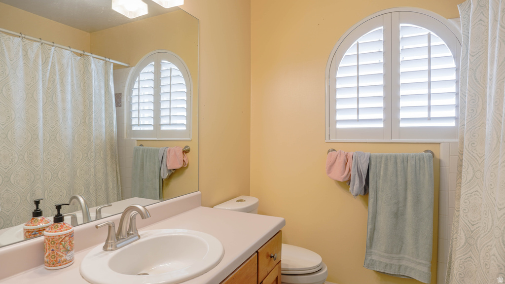 984 N 500 E Centerville, UT 84014