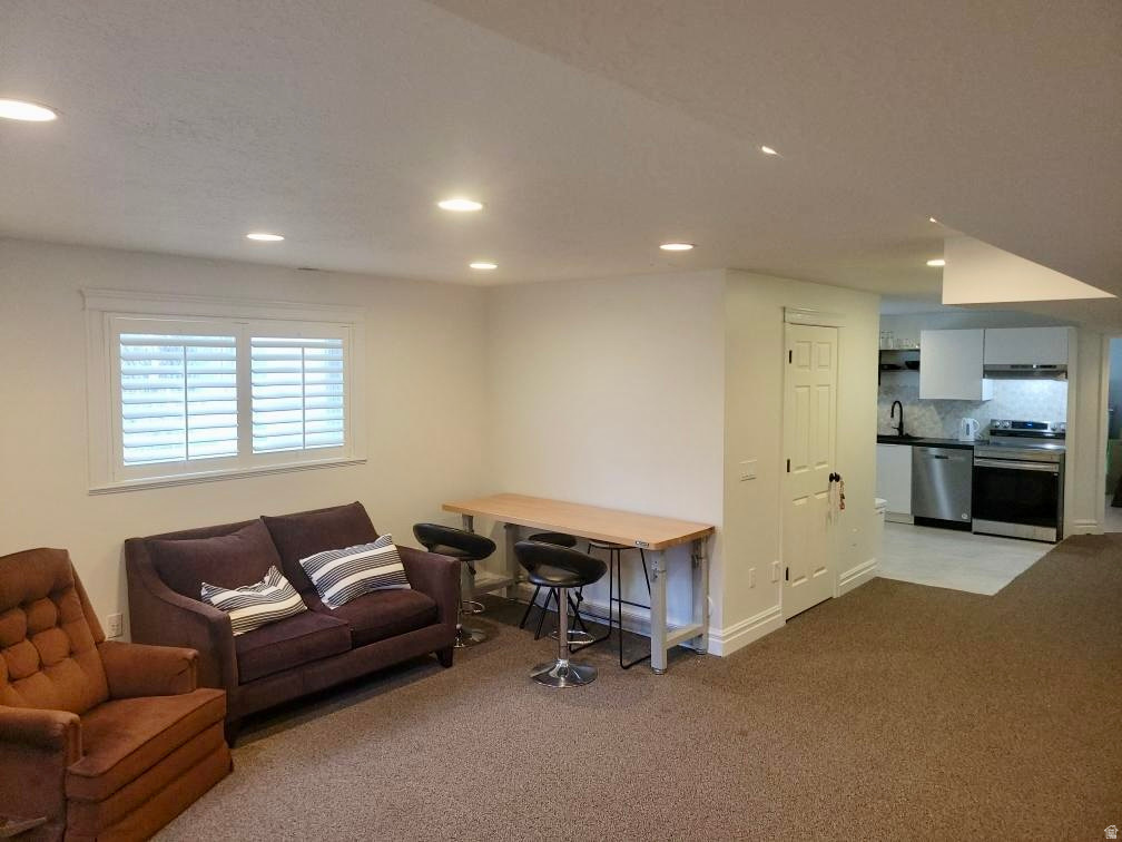 984 N 500 E Centerville, UT 84014