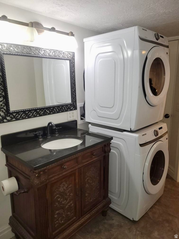 984 N 500 E Centerville, UT 84014