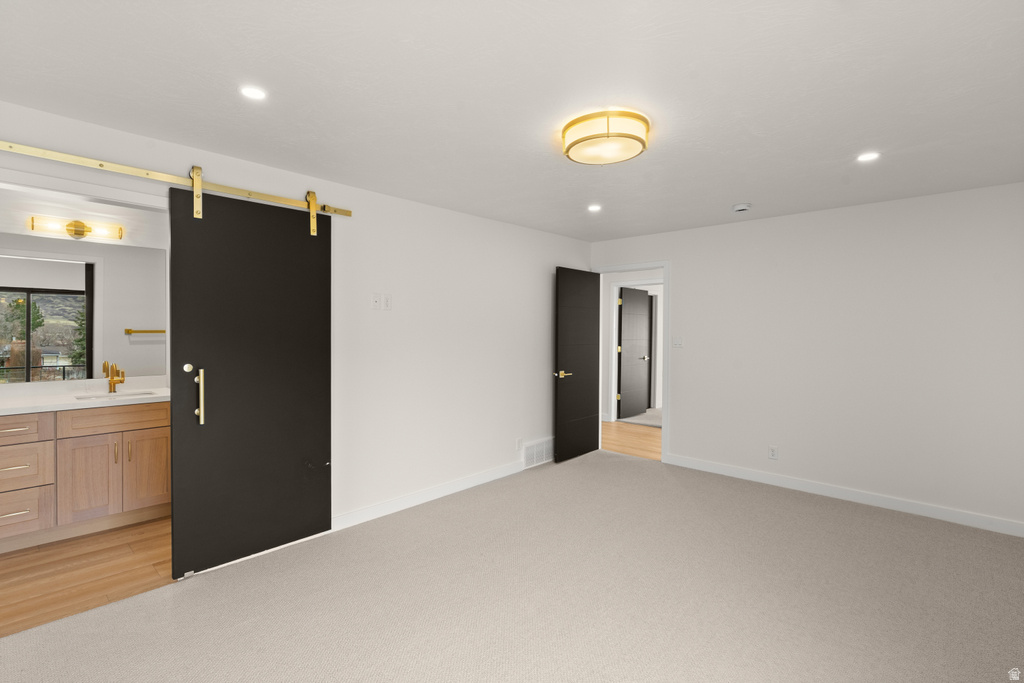 1332 S CANTERBURY DR Salt Lake City, UT 84108