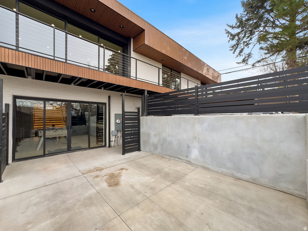 1332 S CANTERBURY DR Salt Lake City, UT 84108