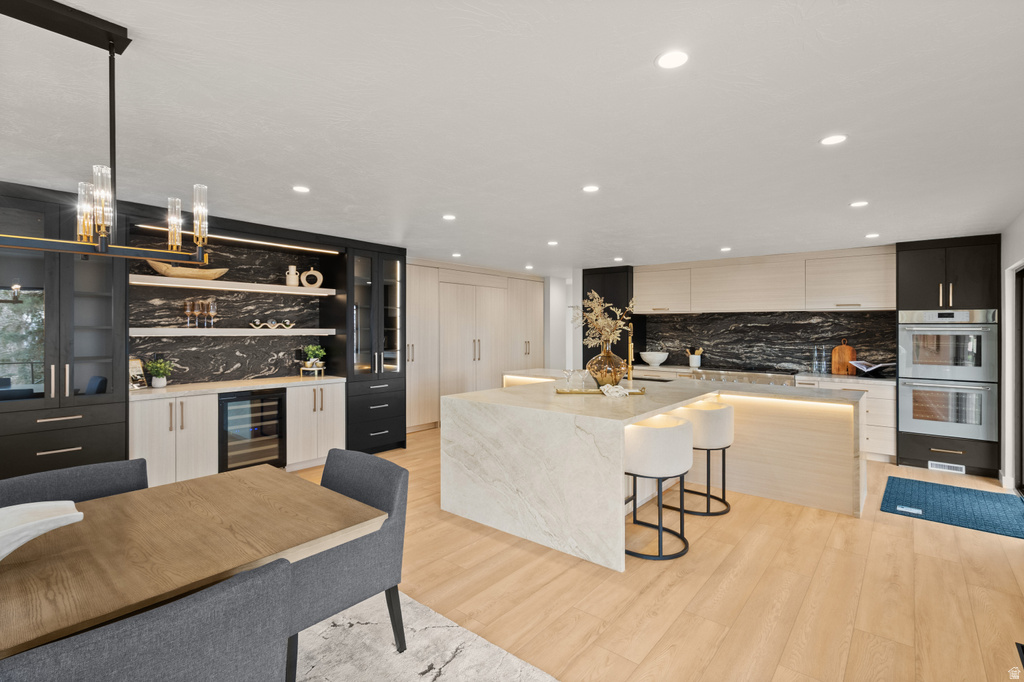 1332 S CANTERBURY DR Salt Lake City, UT 84108