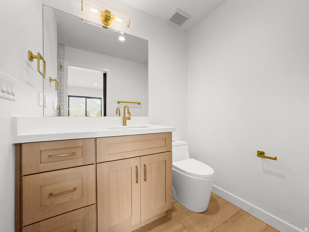 1332 S CANTERBURY DR Salt Lake City, UT 84108