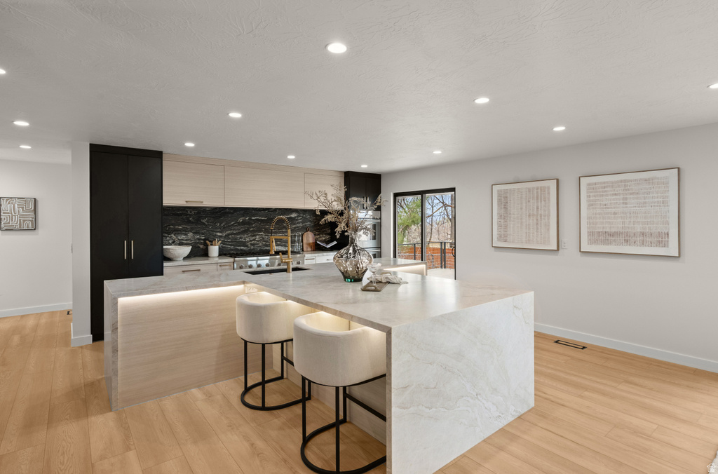 1332 S CANTERBURY DR Salt Lake City, UT 84108