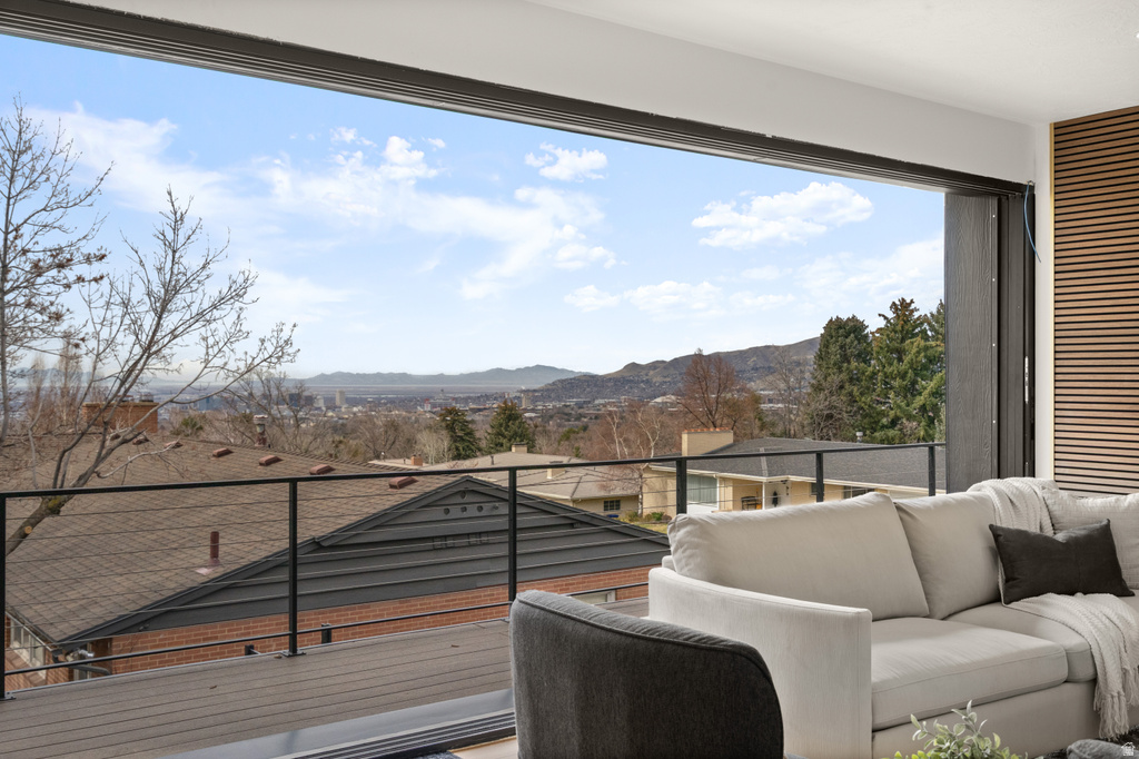 1332 S CANTERBURY DR Salt Lake City, UT 84108