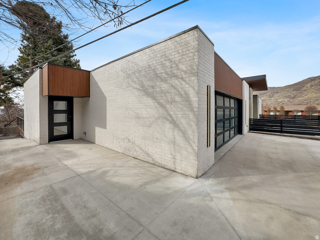 1332 S CANTERBURY DR Salt Lake City, UT 84108