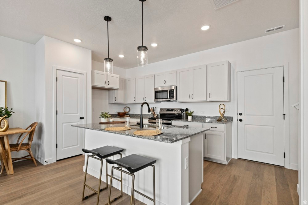 2893 S GABELICH LN #17 West Valley City, UT 84128