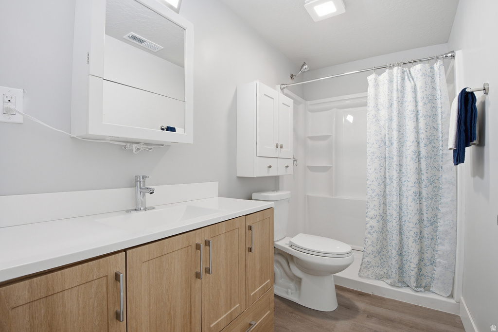 154 E COVE RD Saratoga Springs, UT 84045