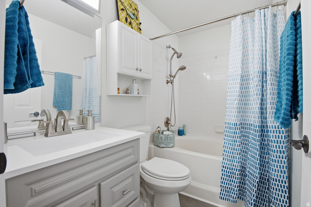 154 E COVE RD Saratoga Springs, UT 84045