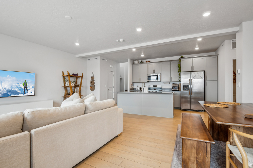 2014 N RED YEARLING DR #532 Saratoga Springs, UT 84045