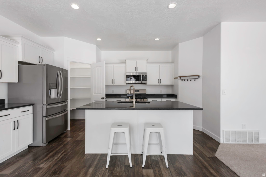 498 S PEGASUS WAY Saratoga Springs, UT 84045